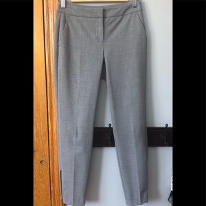 RW&Co Ankle Slim dress pants. Size 00 in light grey.